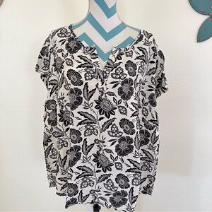 JNY Jones New York Linen Blend Blouse White with Black Flowers size 2X